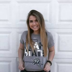 Meet your Posher, Julia